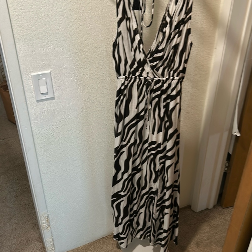 Elan Cover Up Maxi Dress Animal Print Plunge Neck Open Back